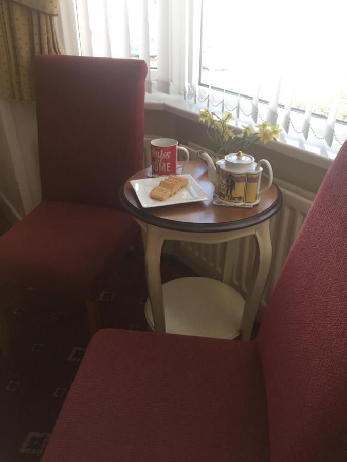 San Michele Guest House Poole Extérieur photo